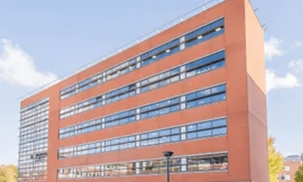 Opslagruimte | 295m² | €299,-
