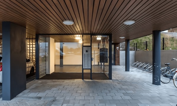 Kamer | 95m² | €1443,-