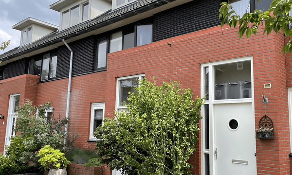 Kamer | 118m² | €2200,-