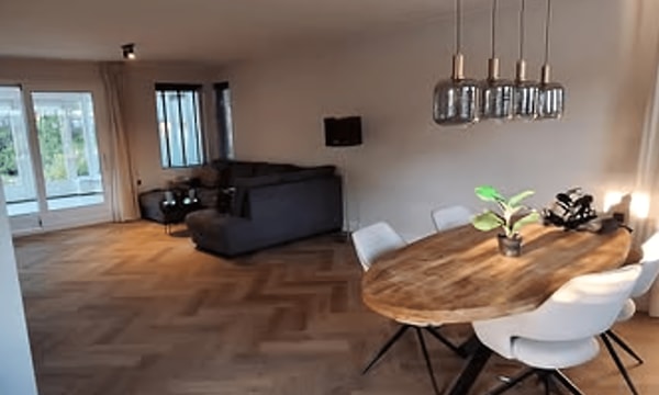 Huis | 128m² | €560,-