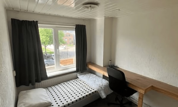 Kamer | 6m² | €560,-