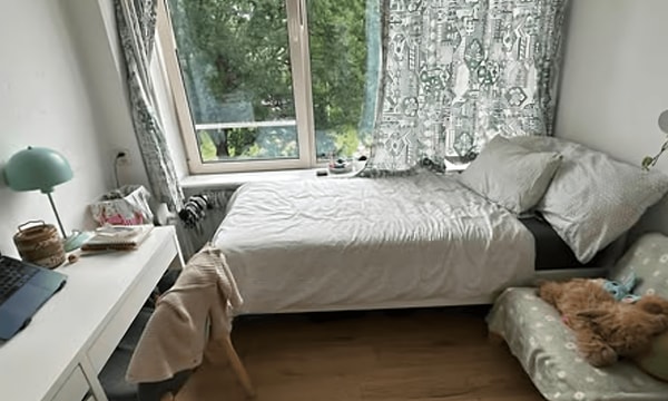 Kamer | m² | €540,-