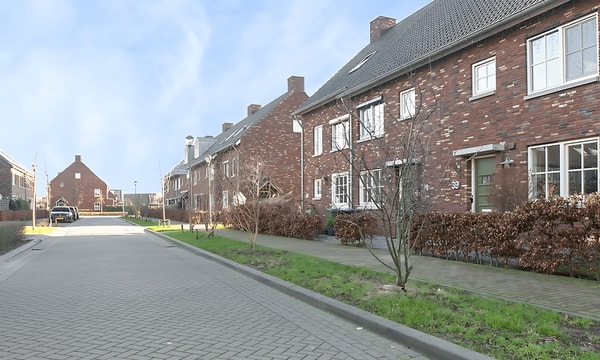Huis | 149m² | €2585,-