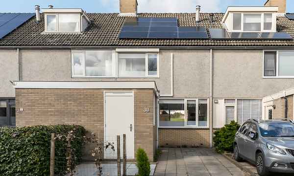 Huis | 122m² | €2350,-