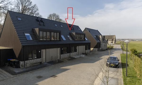 Kamer | 151m² | €2500,-