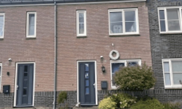 Kamer | 107m² | €1025,-
