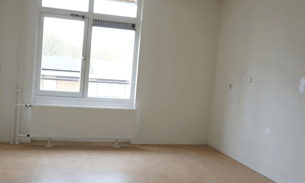 Kamer | 50m² | €330,-