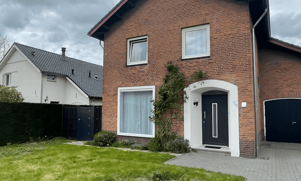 Huis | 144m² | €2250,-