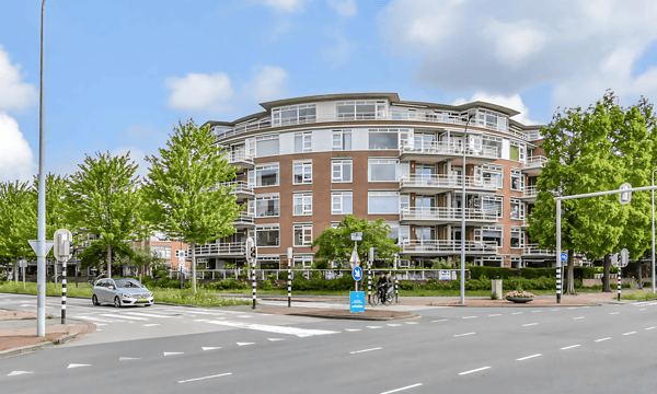Kamer | 54m² | €1950,-