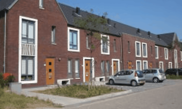 Kamer | 90m² | €1229,-