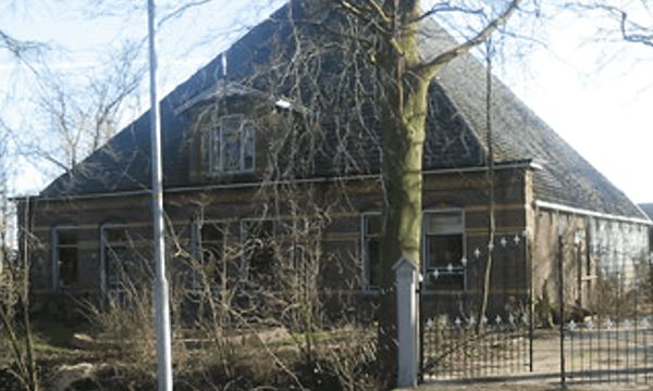 Kamer | 165m² | €1228,-