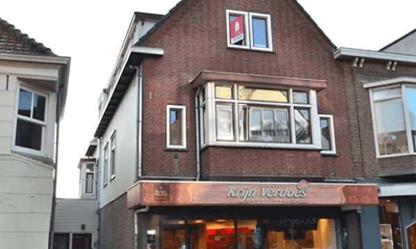 Kamer | 163m² | €2400,-