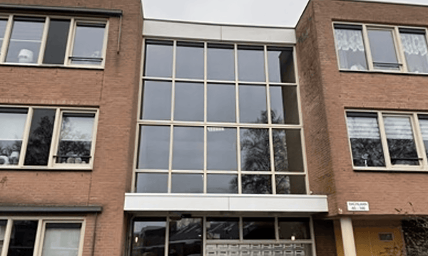 Kamer | m² | €713,-