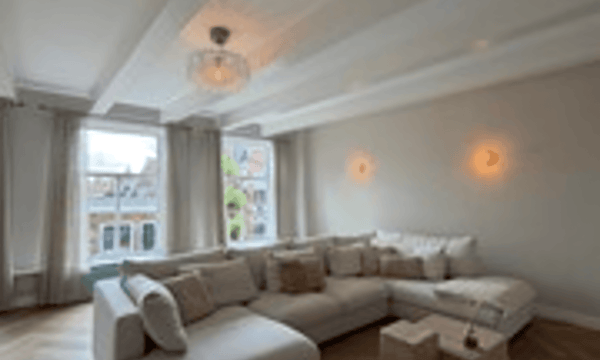 Kamer | 100m² | €2500,-