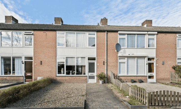 Huis | 104m² | €1250,-