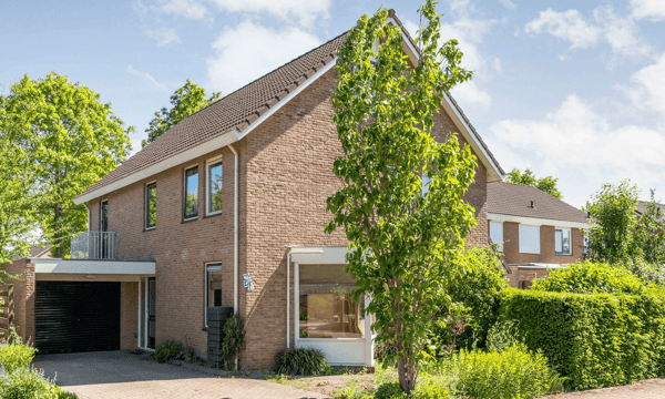 Huis | 234m² | €1350,-