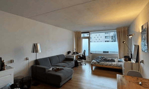 Studio | m² | €650,-