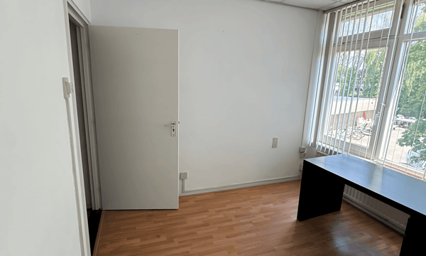 Kamer | 9m² | €380,-