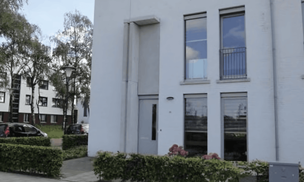 Huis | m² | €8888,-
