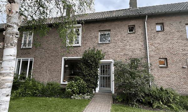 Huis | 144m² | €1995,-