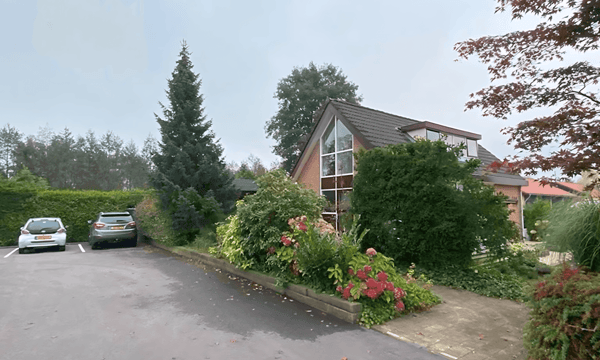 Kamer | 116m² | €1800,-