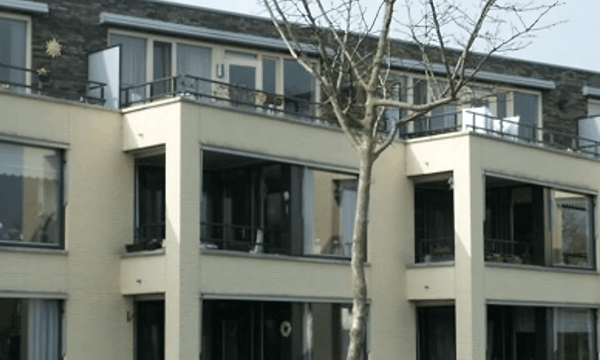Kamer | 65m² | €776,-