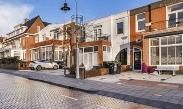 Kamer | m² | €1600,-