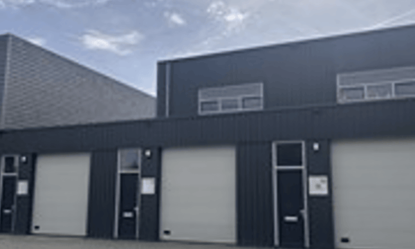 Bedrijfsruimte | 99m² | €1195,-