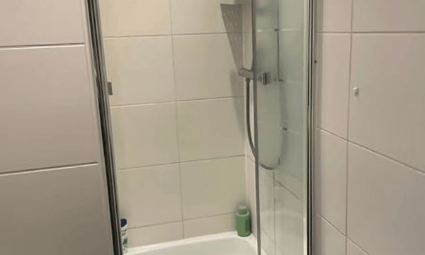Kamer | m² | €612,-