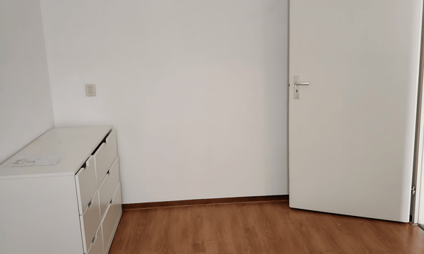 Kamer | 12m² | Marktpad | €850,-
