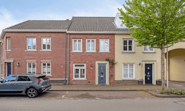 Kamer | 117m² | €2495,-
