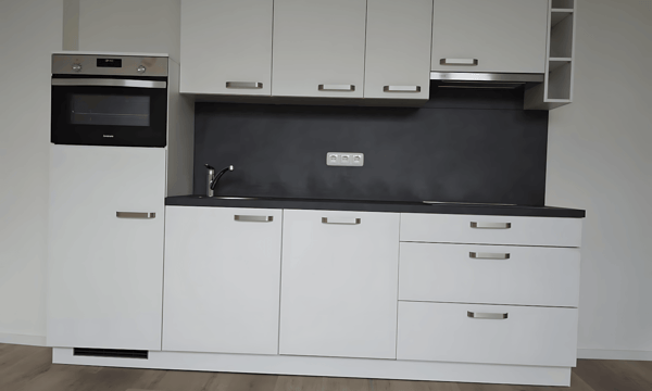 Kamer | 70m² | €1050,-