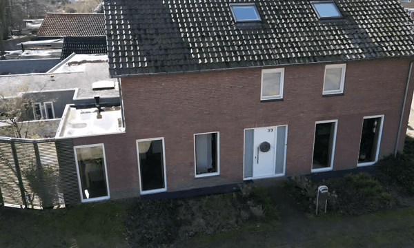 Kamer | 25m² | €2000,-