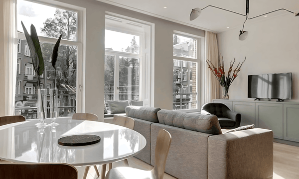 Appartement | 80m² | Van Baerlestraat | €3750,-