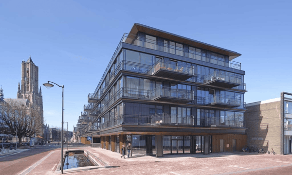 Huis | 90m² | Kerkplein | €1725,-