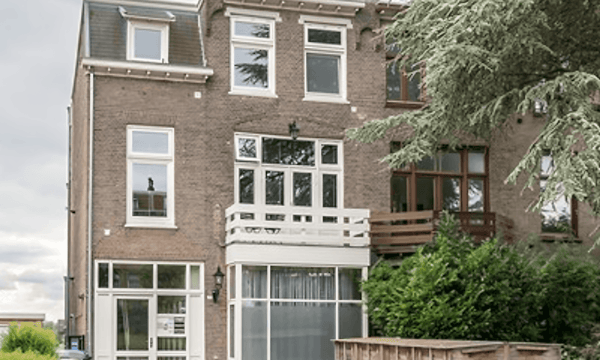Kamer | 138m² | €2350,-