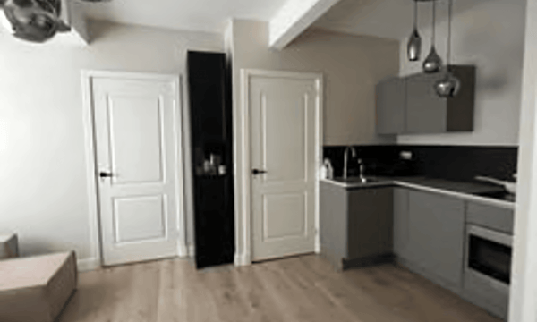 Kamer | m² | €800,-