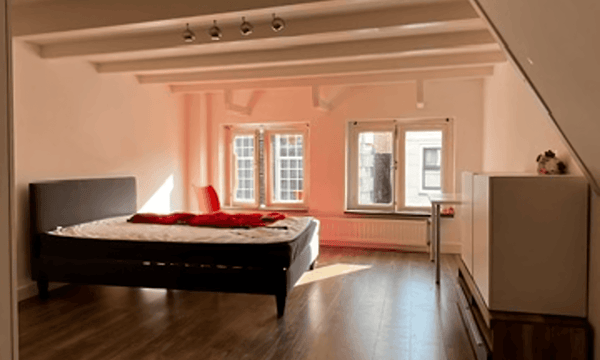 Huis | 60m² | €1350,-