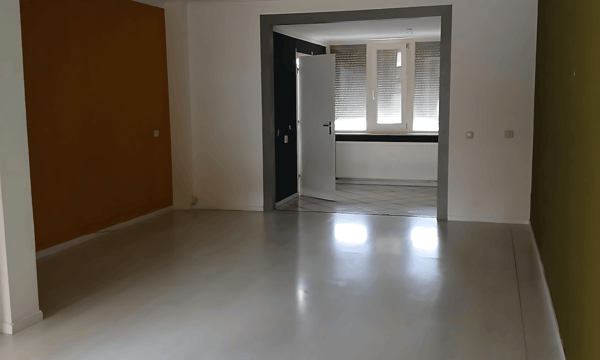 Huis | 99m² | €205,-