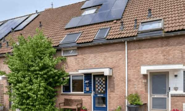 Huis | 98m² | €2095,-