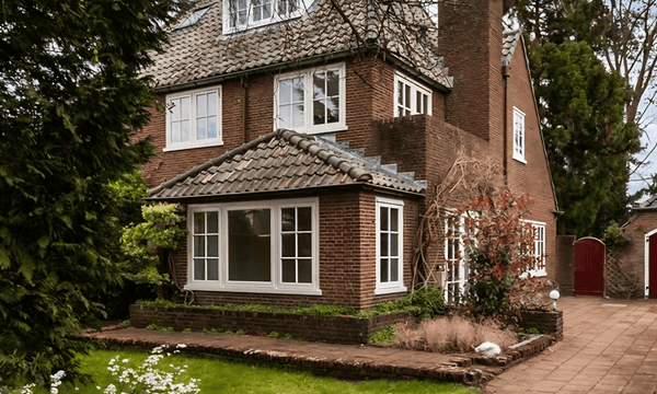 Huis | 128m² | Slangenweg | €3950,-