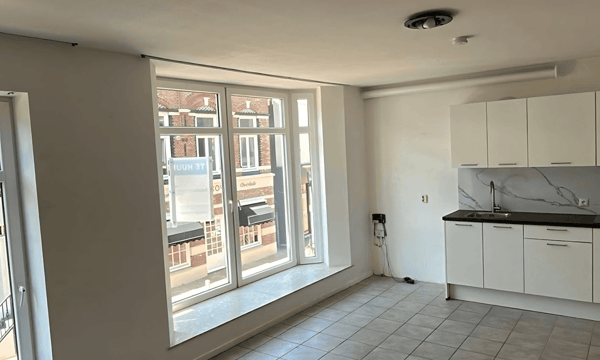 Studio | 25m² | Torenstraat | €750,-