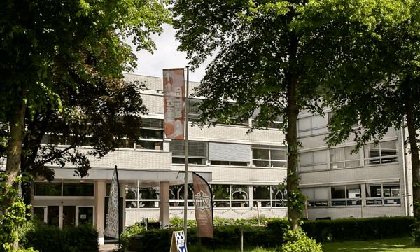 Kantoor | m² | €8888,-