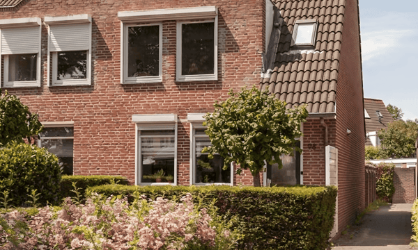 Huis | 90m² | €2100,-