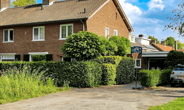 Huis | 192m² | €2495,-