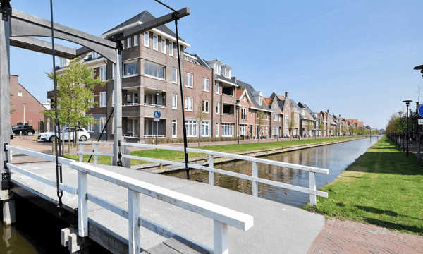 Huis | 89m² | €2100,-