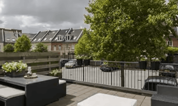 Kamer | 144m² | €2500,-