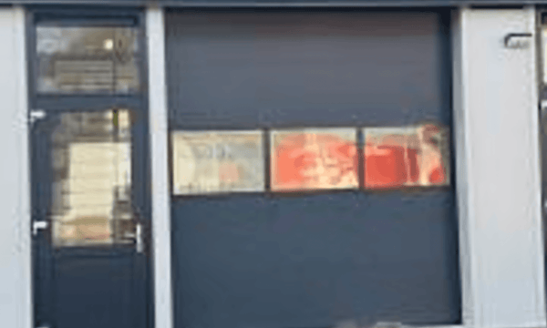 Bedrijfsruimte | 100m² | €1100,-