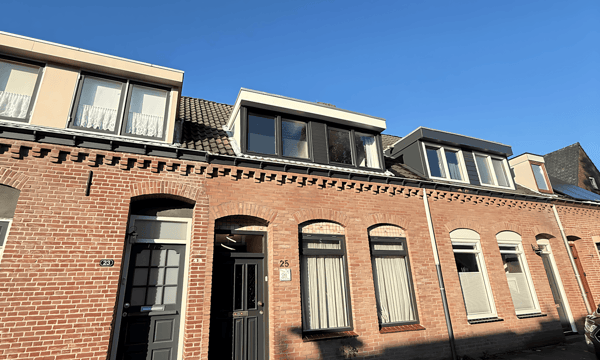 Huis | 113m² | €1700,-