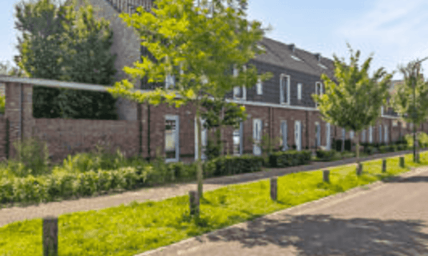 Huis | 108m² | €1469,-